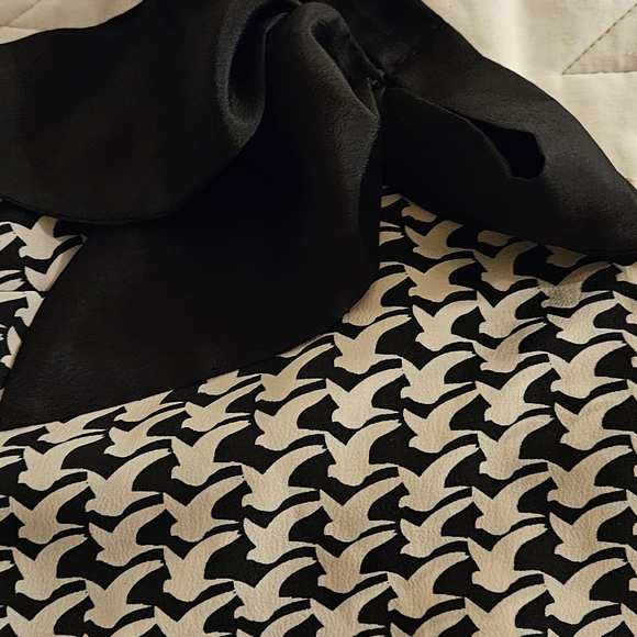 Jessica Simpson halter top. Asymmetrical. Lined - Picture 3 of 3